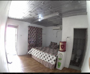 CHEAPEST Bungalow AC ROOM